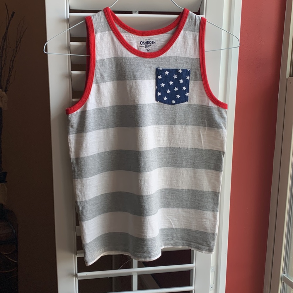 Oshkosh T shirt